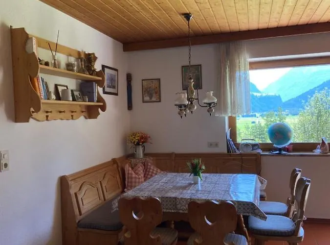 Raimund Mrak Dependance Lejlighed