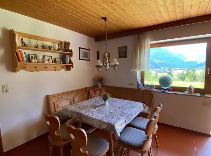 Raimund Mrak Dependance Διαμέρισμα